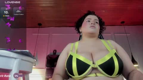 damian_rock_ online show from April 17, 2026, 8:12 pm