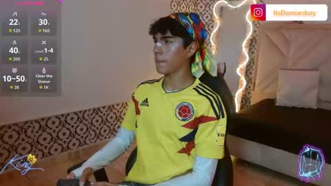 Snapshot of damian_tay1 chatting on July 3, 2026, 11:38 am damian_tay1 online show from July 3, 2026, 11:38 am