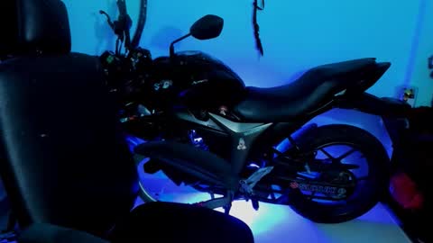 Damian torner online show from October 5, 2025, 8:01 am