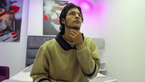 Snapshot of damian_vadim chatting on January 18, 2026, 11:25 am Damian Vadim online show from January 18, 2026, 11:25 am