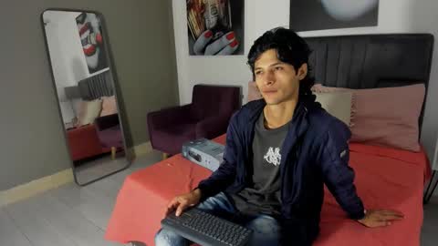 Snapshot of damian_vadim chatting on February 8, 2026, 11:57 am Damian Vadim online show from February 8, 2026, 11:57 am