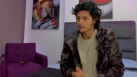 Snapshot of damian_vadim chatting on February 20, 2026, 11:43 am Damian Vadim online show from February 20, 2026, 11:43 am