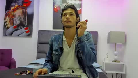 Snapshot of damian_vadim chatting on February 23, 2026, 11:29 am Damian Vadim online show from February 23, 2026, 11:29 am