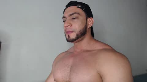 Snapshot of damiannstonexxx chatting on February 28, 2025, 3:37 pm Danny online show from February 28, 2025, 3:37 pm