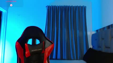 damiano_walker online show from March 1, 2026, 3:52 am