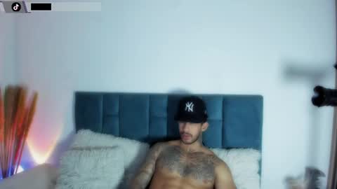 INSTAGRAM  DAMMIANMILLEROFICIAL online show from July 21, 2026, 12:02 am