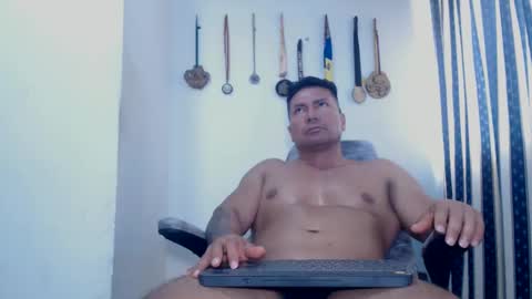 dammuscle online show from September 14, 2025, 3:44 pm