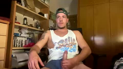 Snapshot of damncore chatting on September 22, 2025, 12:23 am damncore online show from September 22, 2025, 12:23 am