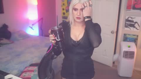 damngina39 online show from October 5, 2025, 6:23 am