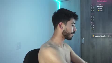 damon_frost online show from December 16, 2024, 12:26 am