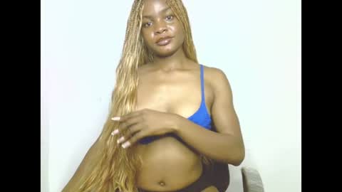 Leah online show from July 7, 2026, 7:51 pm
