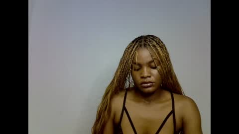 Leah online show from July 8, 2026, 7:29 pm