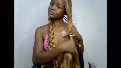Leah online show from July 12, 2026, 7:16 pm
