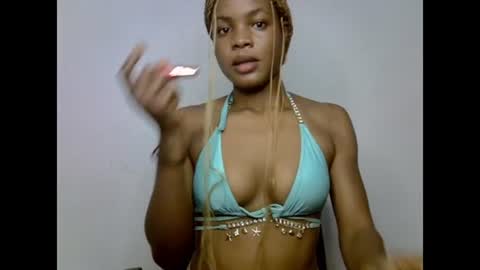 Leah online show from July 26, 2026, 9:32 pm