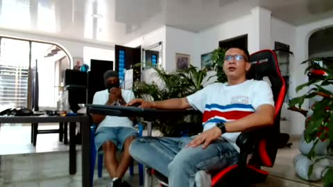damyan_2003 online show from July 13, 2026, 12:52 pm