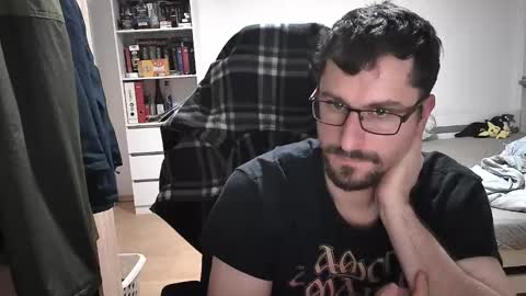 King Dan online show from January 3, 2025, 7:50 pm