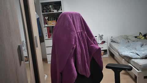 King Dan online show from February 14, 2025, 7:44 pm