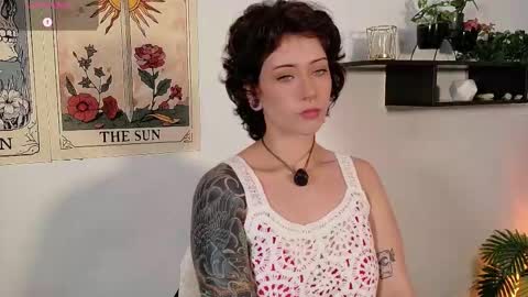 Bluemoon online show from December 19, 2025, 6:26 pm