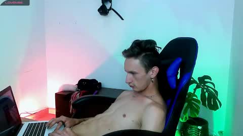 Dan and Noah online show from October 16, 2025, 2:23 am