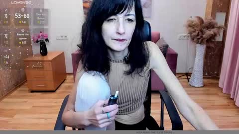 Snapshot of dana_haliti chatting on May 7, 2026, 11:48 am Dana Haliti online show from May 7, 2026, 11:48 am