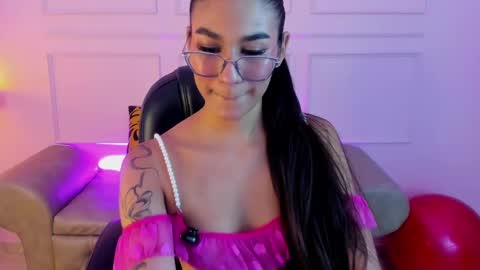 dana_paula online show from September 21, 2025, 7:48 pm