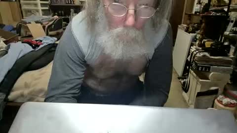 Snapshot of danagm chatting on June 3, 2026, 6:05 am Dana online show from June 3, 2026, 6:05 am