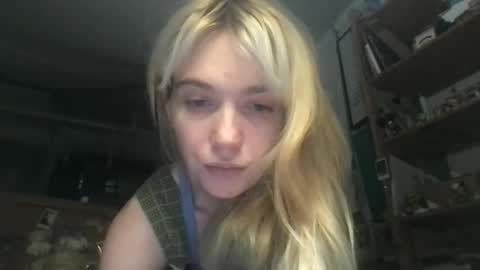 Snapshot of danceissexisbeauty2 chatting on November 20, 2025, 2:01 am Your submissive patient online show from November 20, 2025, 2:01 am