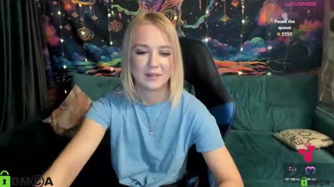 dances_queen online show from February 27, 2026, 8:25 am