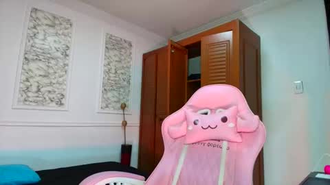 Danella Houston online show from January 6, 2026, 10:45 pm