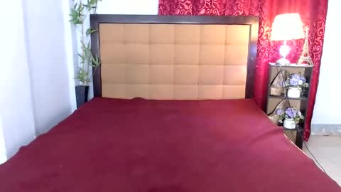 Nica online show from December 16, 2024, 6:16 pm