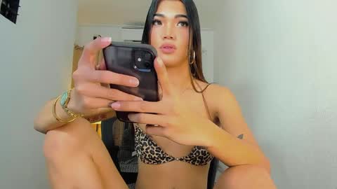 Snapshot of dangerousteph chatting on June 4, 2026, 10:38 pm STEPHANIE online show from June 4, 2026, 10:38 pm