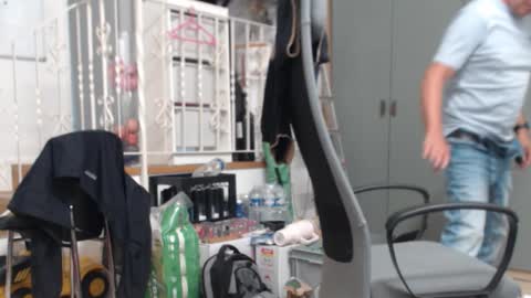 dani_alpina online show from September 19, 2025, 9:43 am