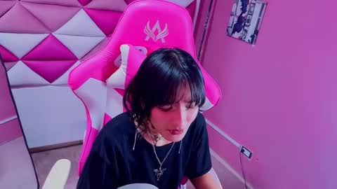 dani_dream online show from September 10, 2025, 1:33 pm