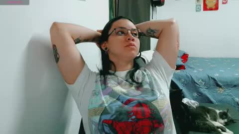 dani y jocelyn online show from March 12, 2026, 10:49 pm