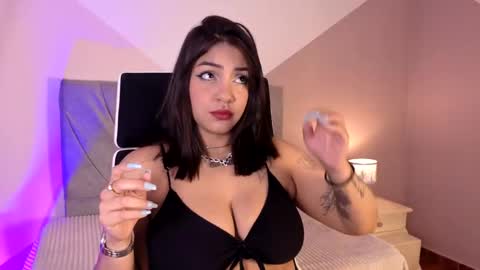 dania22_ online show from March 31, 2026, 1:33 pm