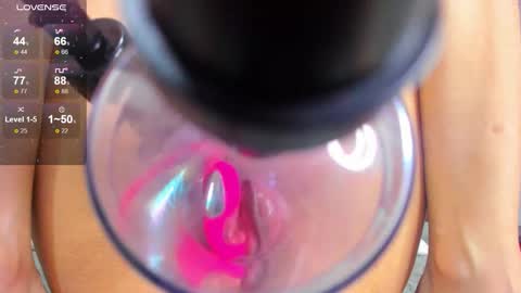 DANIA online show from December 19, 2025, 3:57 am