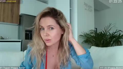 Snapshot of daniangel_web chatting on May 13, 2026, 2:58 pm daniangel_web online show from May 13, 2026, 2:58 pm