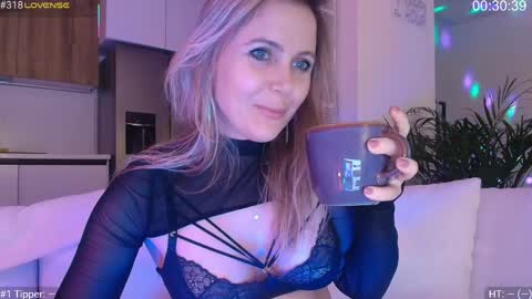 Snapshot of daniangel_web chatting on May 22, 2026, 6:13 pm daniangel_web online show from May 22, 2026, 6:13 pm