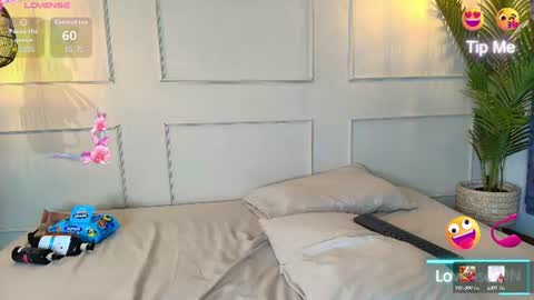 Snapshot of danibell_sweet chatting on June 9, 2026, 7:47 pm danibell_sweet online show from June 9, 2026, 7:47 pm