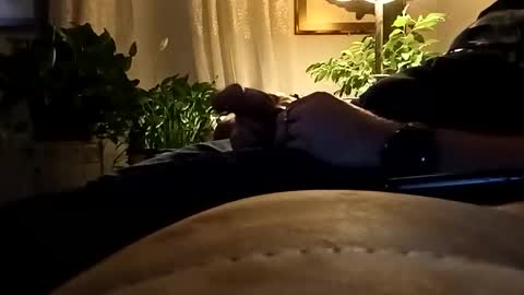 Slave to my sexy tatted Master online show from April 3, 2026, 7:50 am