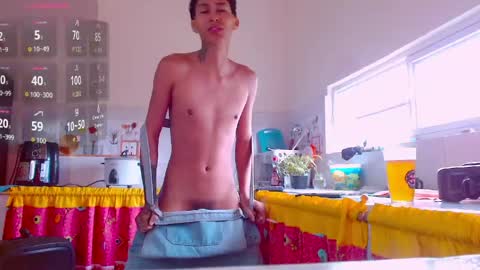 daniel_deluxx online show from May 16, 2026, 5:23 pm