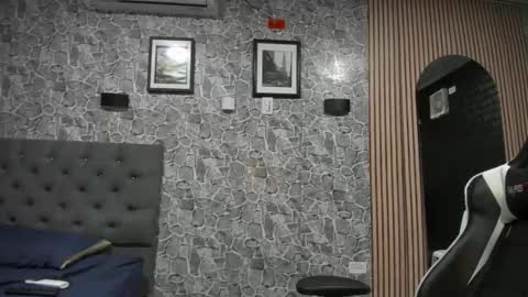 daniel_leconte online show from November 14, 2025, 6:50 pm