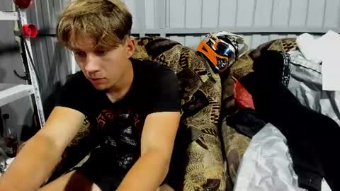 Snapshot of daniel_like chatting on July 26, 2026, 5:26 am Just Ben online show from July 26, 2026, 5:26 am