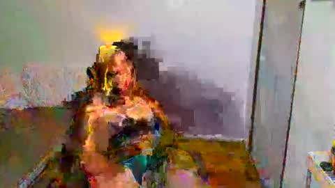 Elodie online show from February 20, 2026, 6:52 pm