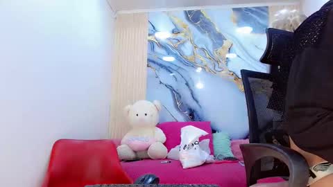 Snapshot of daniela_pink_ chatting on February 20, 2026, 8:53 pm daniela_pink_ online show from February 20, 2026, 8:53 pm