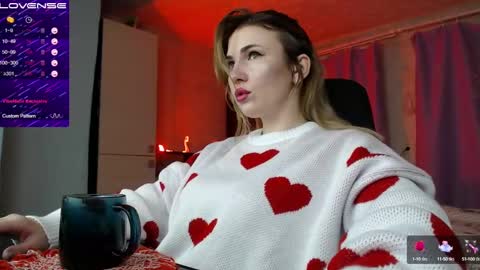 Snapshot of danielacooperx chatting on February 17, 2025, 5:53 pm Daniela Cooper online show from February 17, 2025, 5:53 pm