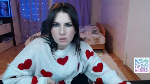 Daniela Cooper online show from March 25, 2026, 3:07 pm