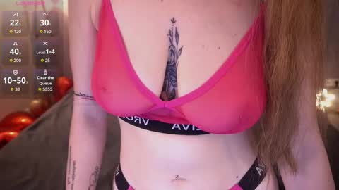 danielareign online show from March 12, 2026, 7:36 am