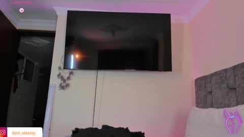 Snapshot of danielasexya chatting on March 1, 2025, 1:00 am danielasexya online show from March 1, 2025, 1:00 am
