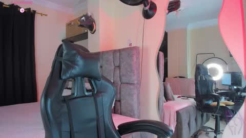 Snapshot of danielasexya chatting on December 19, 2025, 1:23 am danielasexya online show from December 19, 2025, 1:23 am